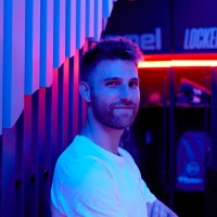 Tim van Keer Email & Phone Number