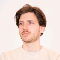 Raphael Benz Email