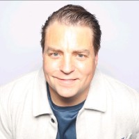 E-mail e número de telefone de Bjørn Utgård