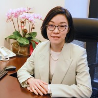 Vivian Ng Email