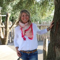 Sylvia der Werff Email