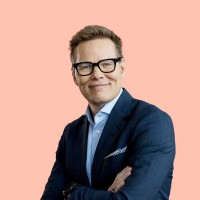 Email e telefono di Vesa Pylvänäinen