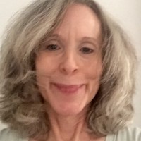 Leslie Head Email