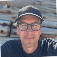 Daniel Hultman Email