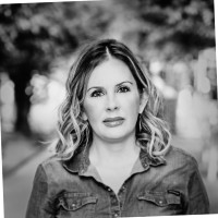 Elizabeth Whitbread Email & Phone Number