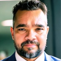 Fix Pay Employee Leandro Vieira's profile photo