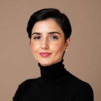 Oana Tucker Email