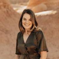 Lindsay Goebel Email & Phone Number