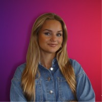 Roos van Beeck Email