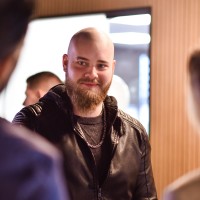 Leon Ovchinikov Email