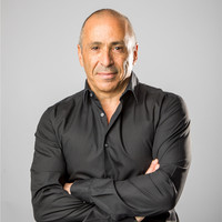 Perry Simmons Email & Phone Number