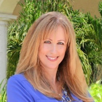 Re/Max Services Employee Andrea Verbeck's profile photo