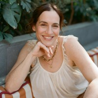 Elizabeth McKellar Email & Phone Number