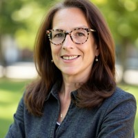 Davies Employee Julie Zimmer's profile photo