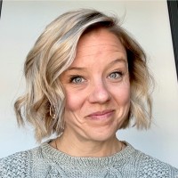 SavvyFi Employee Mandy Wallace's profile photo