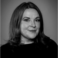 Nordstrom Employee Louise Davis's profile photo