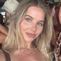 Claudia C. Email