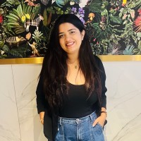 Poorvi Saluja Email