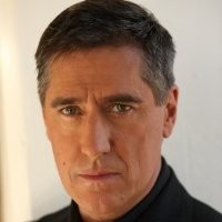 E-mail e número de telefone de David Dangle