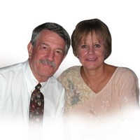 Realty One Group Arizona Employee John and Kathleen Hanssen's profile photo