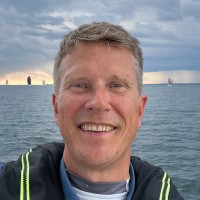 Jesper Larsen Email