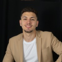 Raphael Reis Email & Phone Number