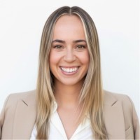 Chloe McCabe Email & Phone Number