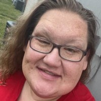Superior Carports Employee Shelly Cummings's profile photo