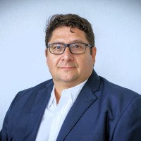 André C. Email