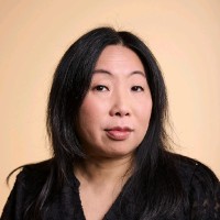 Change Employee Sue Man's profile photo