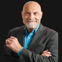 Influencerr TV Employee Larry Merino's profile photo