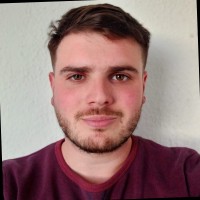 Julián Ullmann Email
