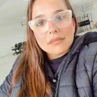 Priscila Lopes Silveira Email