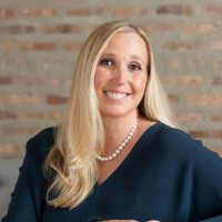 ITW Employee Jennifer Perr's profile photo