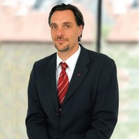 Ralph Neumann Email
