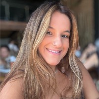 Fernanda Moraes Email