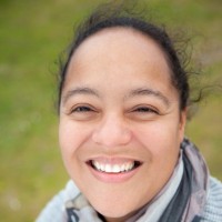 Nanda van Den Berg Email