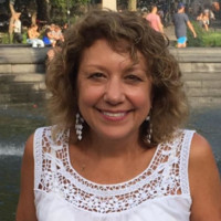 Suzanne Kaplan Email & Phone Number