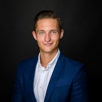 Tom Derksen Email