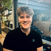 Henrik van der Linden Email