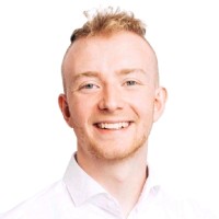 Lukas Østergaard Email