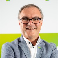 Robert Weiß Email