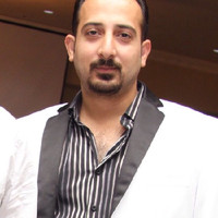 Zeeshan Maqsood Email