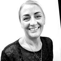 Anja Larsen Email