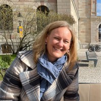 Felicia Stomfelt Email