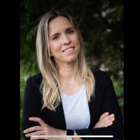 Petra Zelman Email
