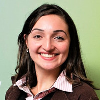 Andréia Tavares Espenchitt Email