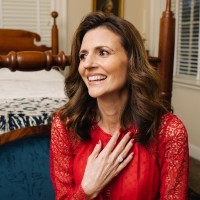 Nicole Arsenault Email & Phone Number