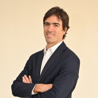 Eduardo González Correas Email