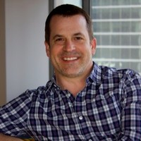 E-mail e número de telefone de Kevin McGinnis